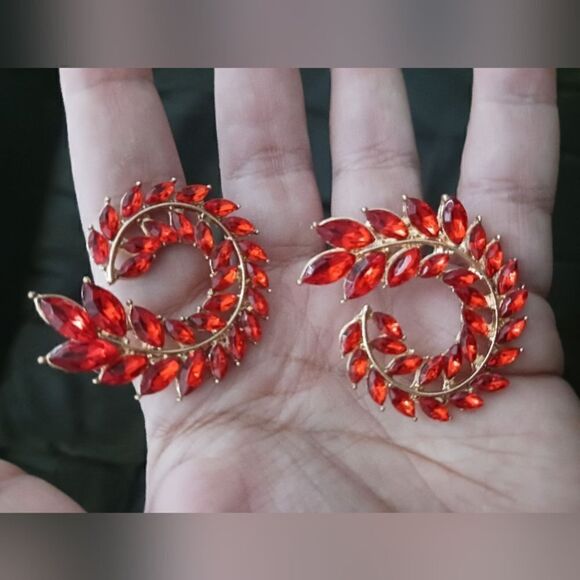 Red Gold Plated Crystal Leaves Swirl Earrings - Picture 3 of 5
